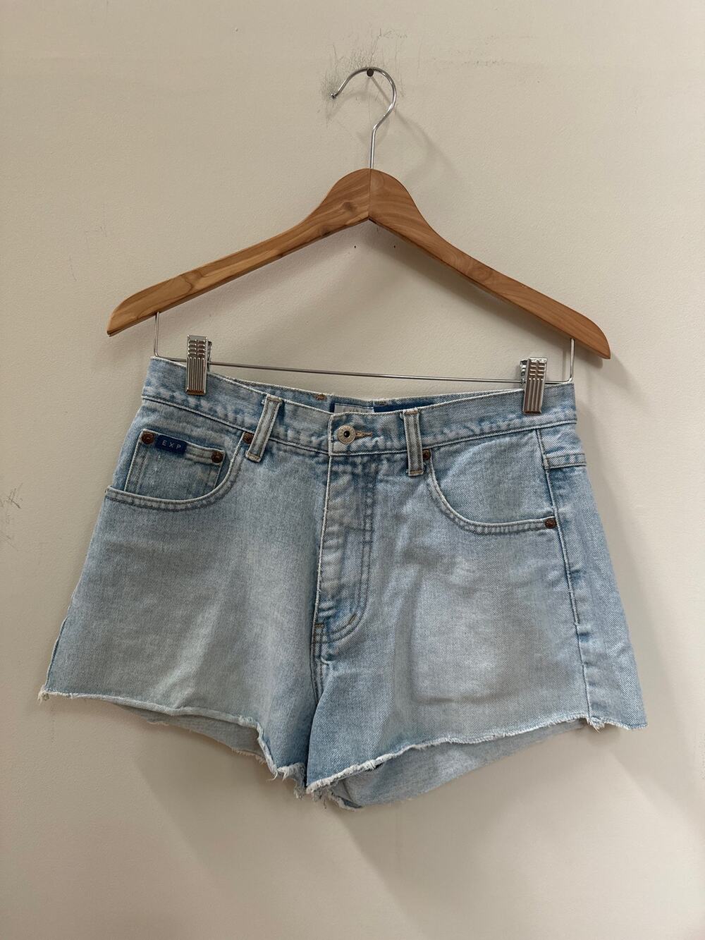 Vintage Express Bleus Light Wash High Rise Jean Cut-off Shorts Size 9/10